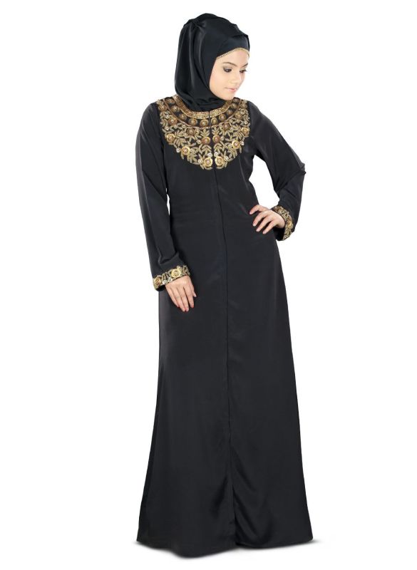 Fiddah_Gold_Hand_Embroidered_Burqa_FrontVIew_IslamicShop.in