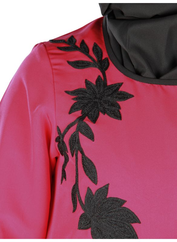 Alma_Kashibo_Abaya_Close Up  View_IslamicShop.in