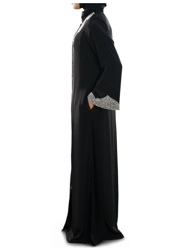 Hifja_Black_Hand_Embroidered_Burqa_Black Color Side View _IslamicShop.in