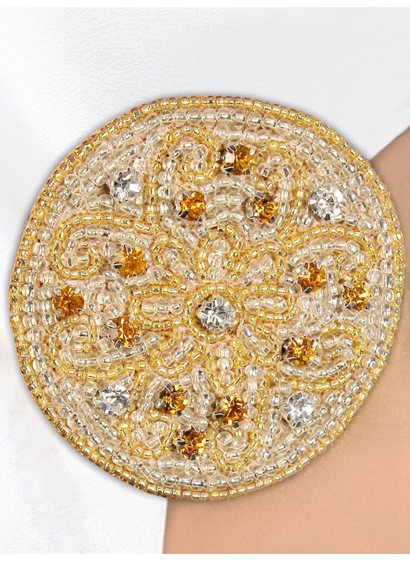 Walidah_Hand_Embroidered_White_Kaftan_Brooch_IslamicShop.in