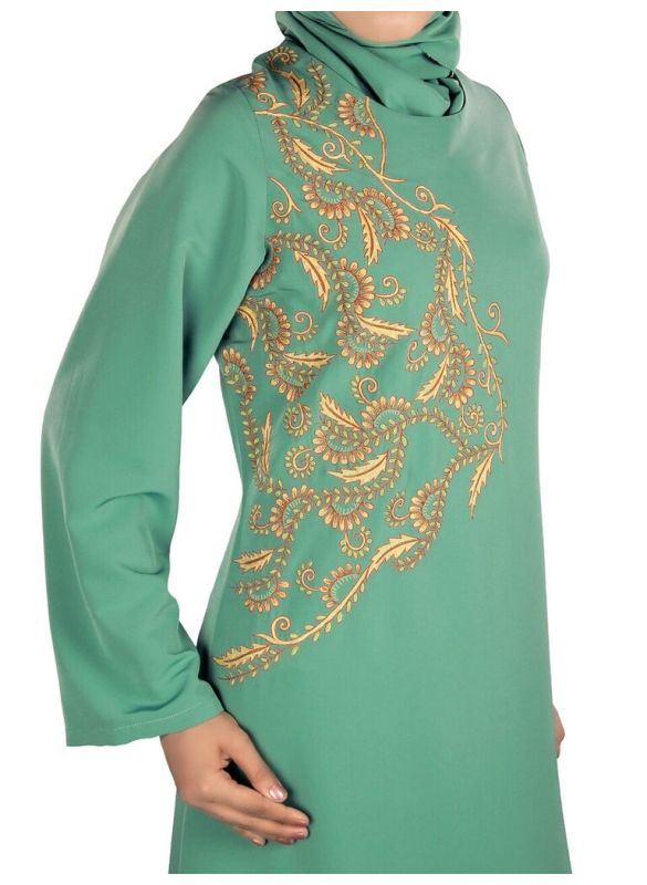 Zinah_Abaya_SideAngle_IslamicShop.in