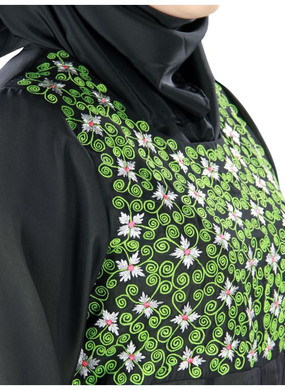 Farhat_Abaya_Close Up View_IslamicShop.in