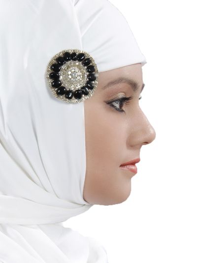Black-Silver Round Brooch Pin Cum Clip