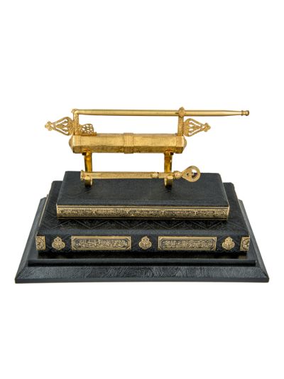 The Holy Kaaba lock and Key in Sultan Abraham's era in acrylic case with decorative golden corners-Small