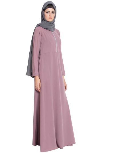 Warda Flared Bottom Abaya With a Zipper On Yoke