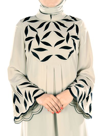 Mahreen Abaya