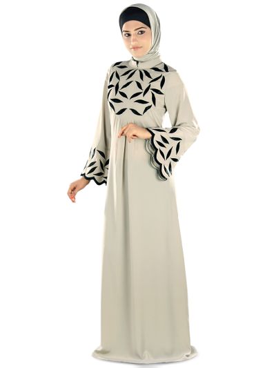 Mahreen Abaya
