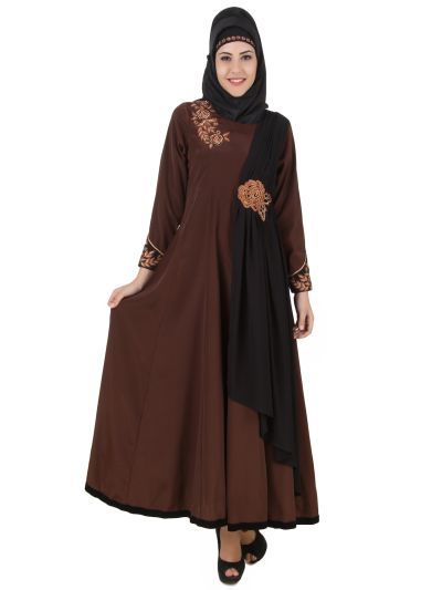 Laaibah Abaya