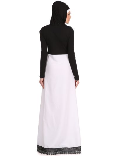 Roshini Abaya