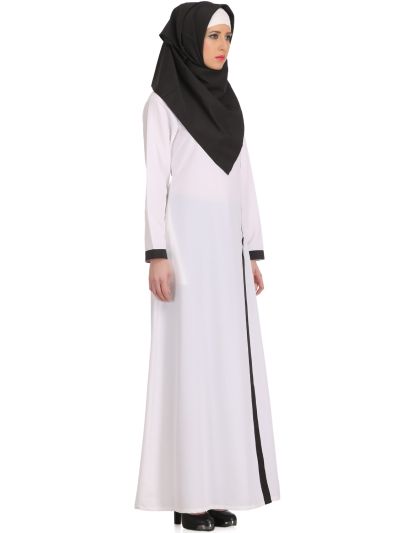 Romeesa Abaya