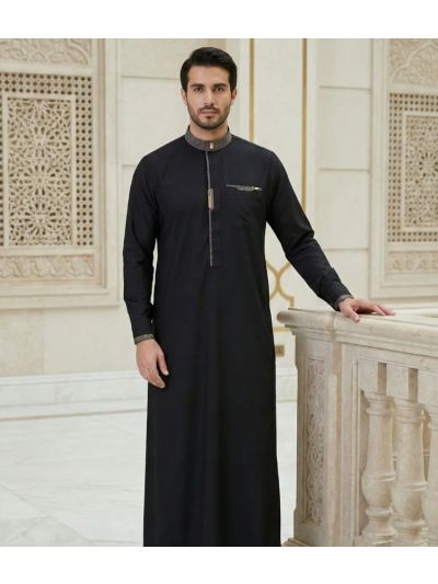 Al Noor Platinum Black Calligraphic Thobe