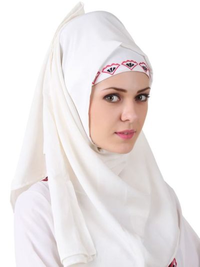 Ezzah White Hijab