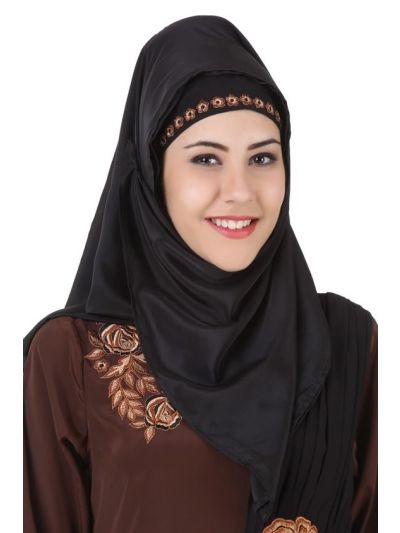 Laaibah Abaya