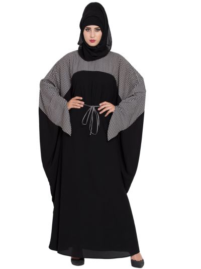 Dual Color Kaftan Abaya With Designer Sleeves & Belt