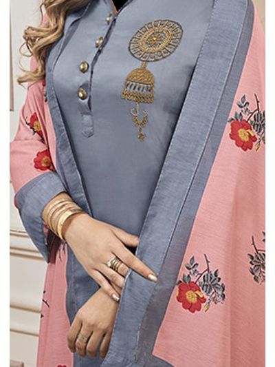 Alluring Grey Cotton Embroidered Salwar Kameez
