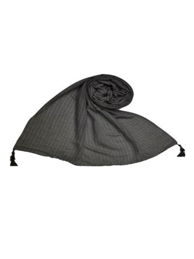 Circular Design All Over The Stole With Fringe's At The Border