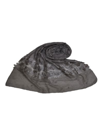 Heavy Lace On The Hijab With Kite Shaped Diamond Work