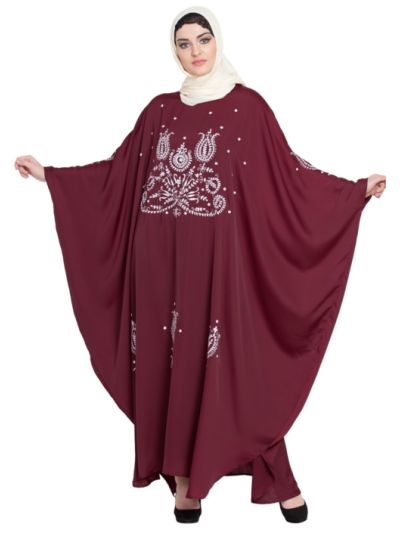 Thread Embroidered Nida Kaftan