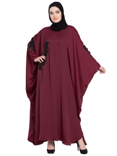 Embellished patch Nida Kaftan