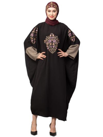 Front & Sleeve Embroidery Contrast Sleeve Kaftan