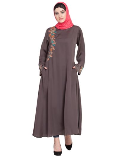 Dardozi Hand work Nida Abaya