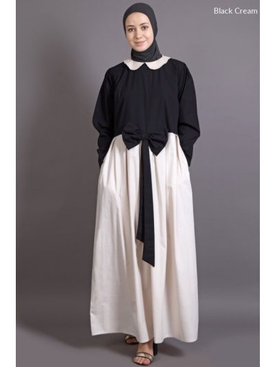 Black & Cream Embroidered Peter Pan Collar Abaya