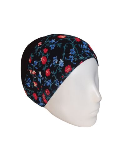 Black With Red Tiny Roses Printed Scarf Inner Cap